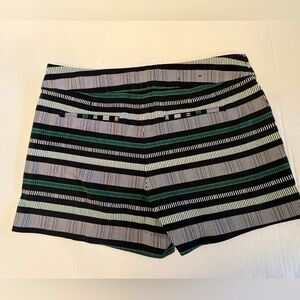 BANANA REPUBLIC SIZE 6 GREEN/BLACK/WHITE SHORTS.